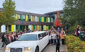 schoolfeest limousine